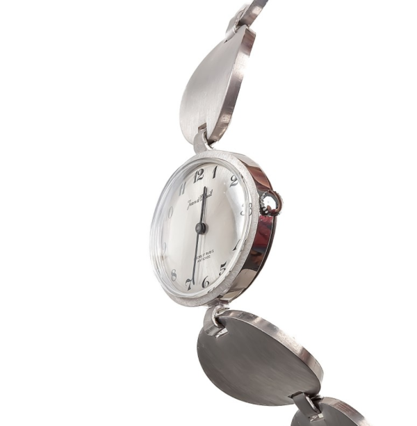 JEAN D'AUTEUIL Retrofuturistic Ladies´ Wristwatch with Silvered Dial (JDA-55C/1)
