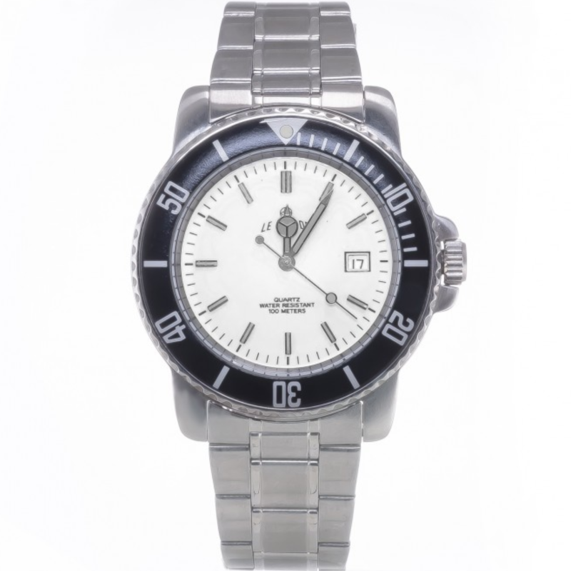 Screenshot 2025-07-24 at 18.33.57 LE MONDE Divers´ Watch with White Dial and Black Bezel (3189ACC/21)