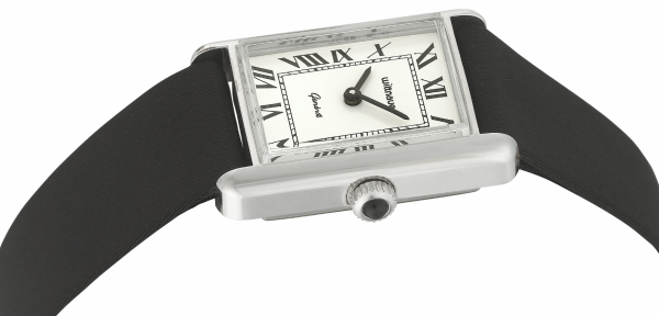 WITTNAUER "Genève" Ladies´Plated Wristwatch with White Dial and Roman Numerals (W3528WSR)
