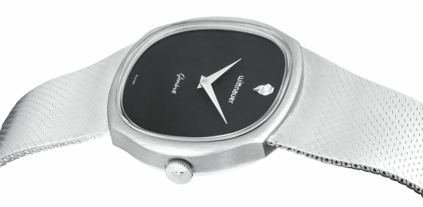 WITTNAUER "Genève" Plated Wristwatch with Black Dial and a Diamond (W143WB1D)