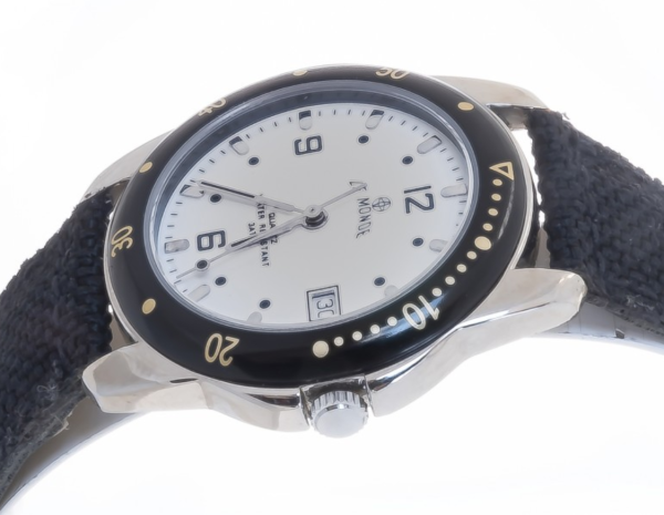 Screenshot 2025-09-29 at 11.46.28 LE MONDE Women´s wristwatch with White Dial and black Bezel (3390/21)