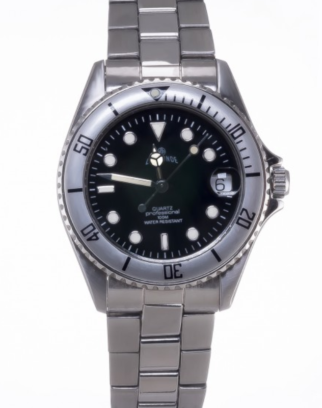 Screenshot 2025-09-29 at 12.24.57 LE MONDE Women´s wristwatch with Black Dial & Bezel on Steel Bracelet (4491ACC/62)