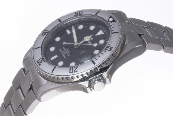 LE MONDE Women´s wristwatch with Black Dial & Bezel on Steel Bracelet (4491ACC/62)