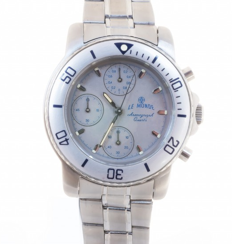 Screenshot 2025-09-29 at 12.40.17 LE MONDE Women´s Chronograph with Light Grey Dial & Metallic Bezel on Steel Bracelet (5263ACC/66)